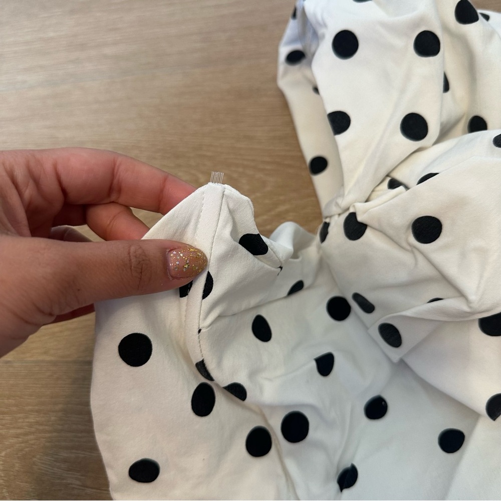 5 for $25 Zara White Polka Dot One shoulder rosette Crop Top - Picture 4 of 7
